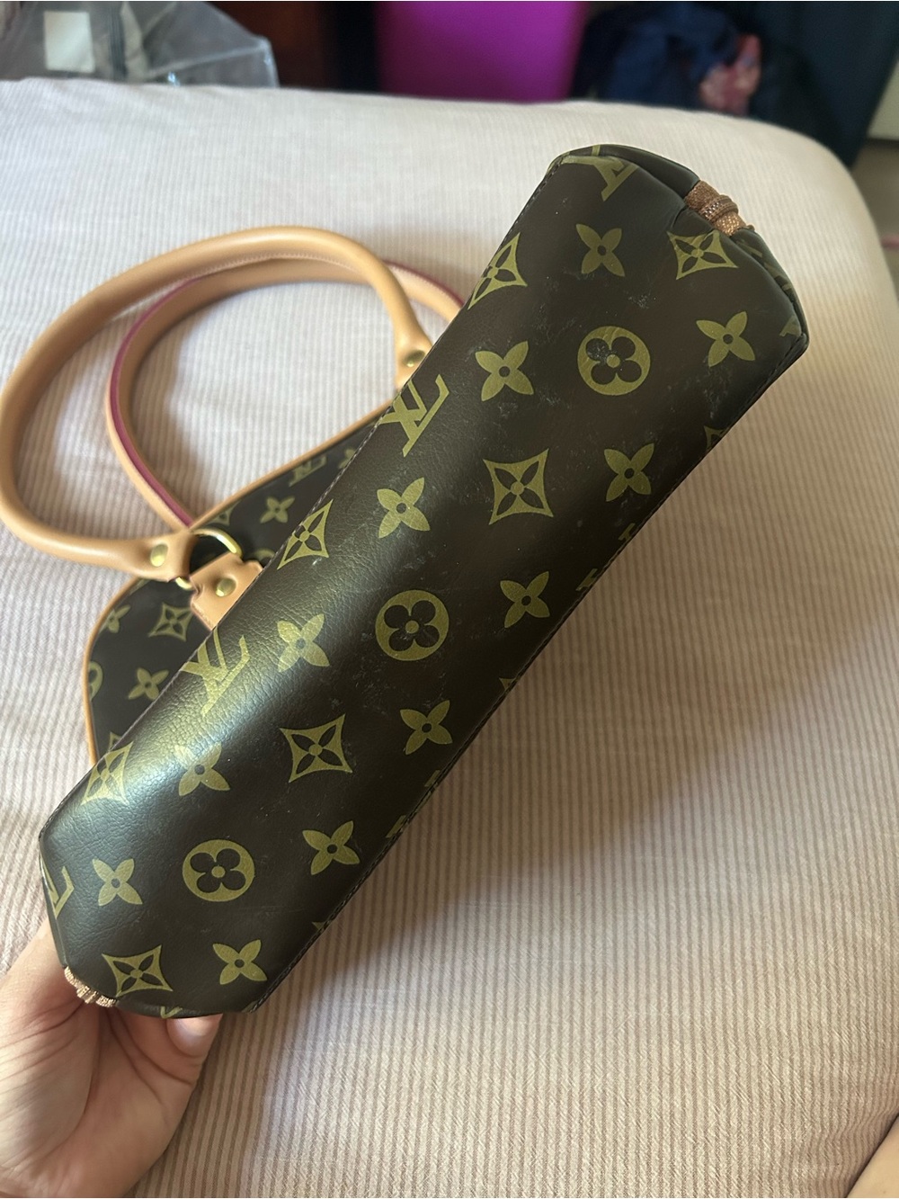 Not authentic - Picture 3 of 6